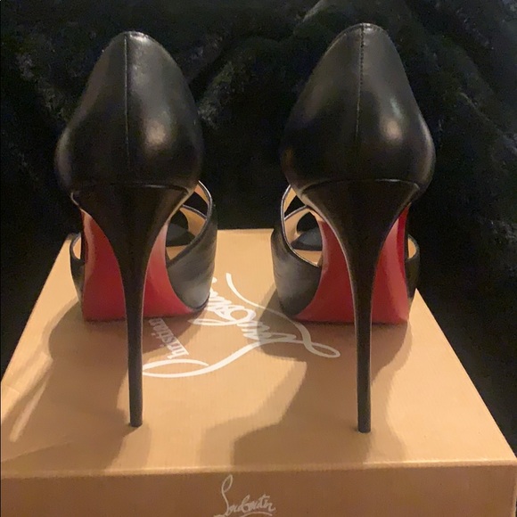 BRAND NEW! Pristine condition! - Picture 7 of 7